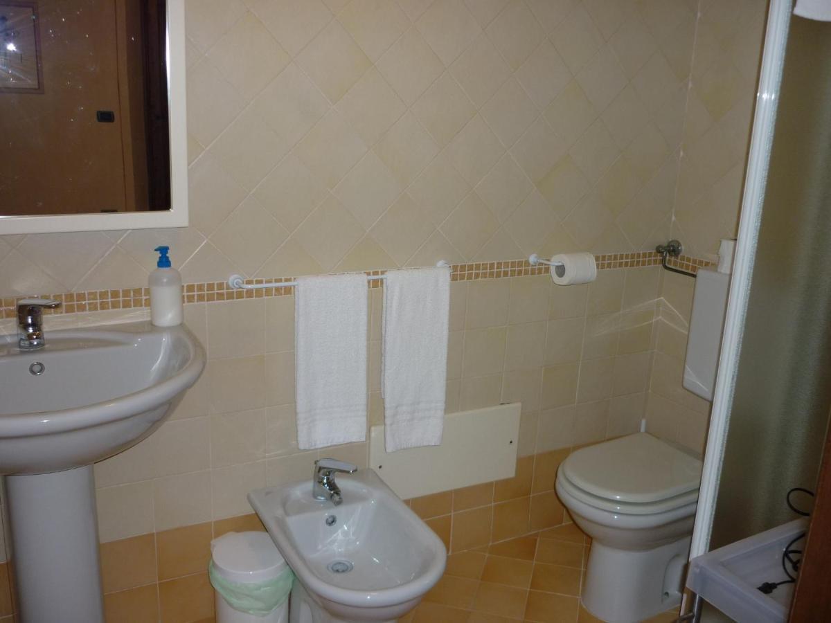 Cascina La Carlotta Villa Castel Boglione Phòng bức ảnh